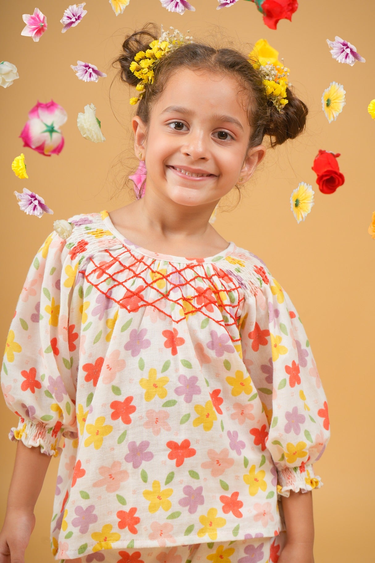 Smocked flower set