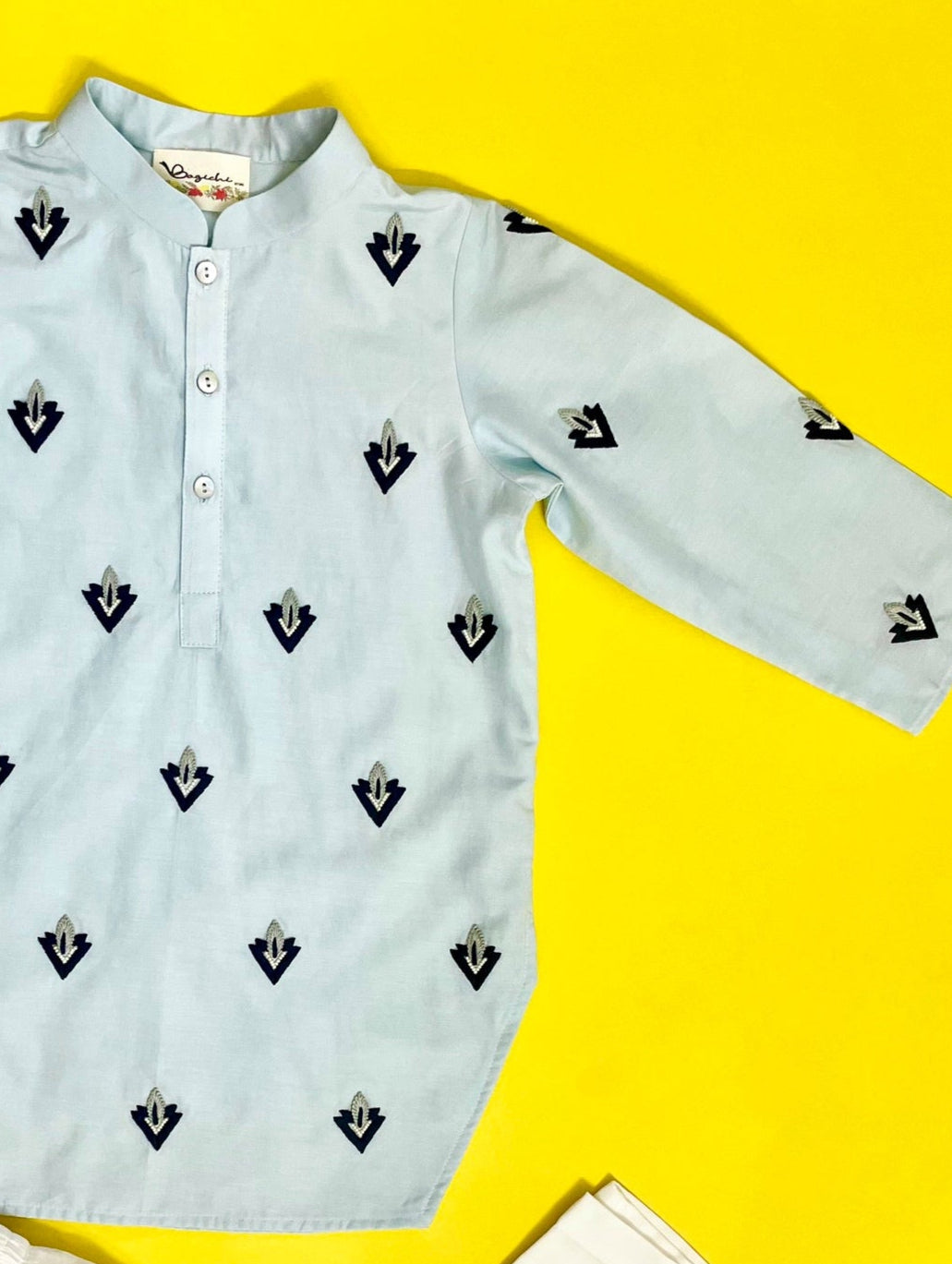 Geo embroidered kurta set